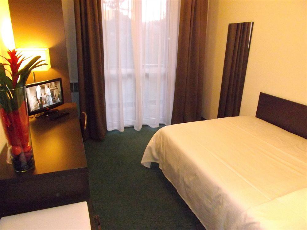 Hotel Roncobilaccio Roncobillaccio Luaran gambar